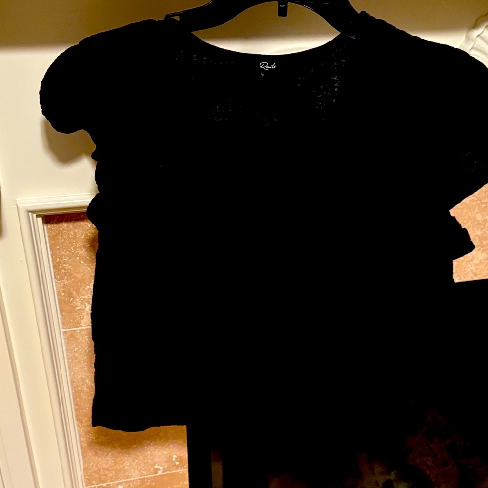 Rails Black Short Sleeve blouse